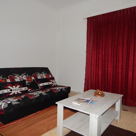 Cozy Apartment For 2-5 People-Center Tripoli 1 Dış mekan fotoğraf